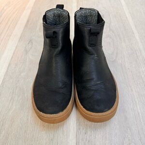 Forsake Casual Lucie Chelsea Boot Size 6.5